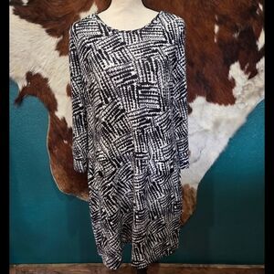 Robert Louis Black and White Long Sleeve Dress